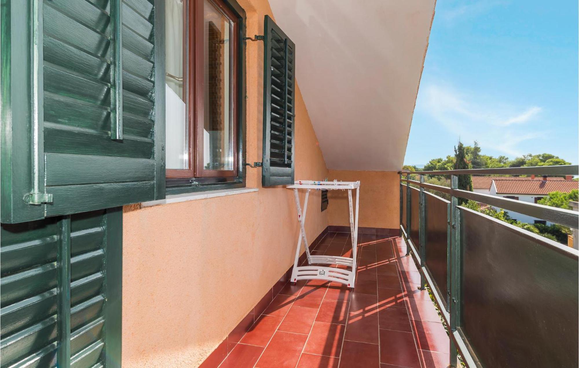 Awesome Apartment In Jadrija With Wifi Exterior photo